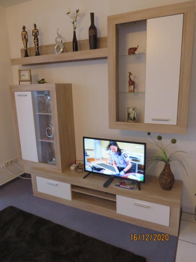 Ferienwohnung Am Hofgarten Langenfeld  المظهر الخارجي الصورة