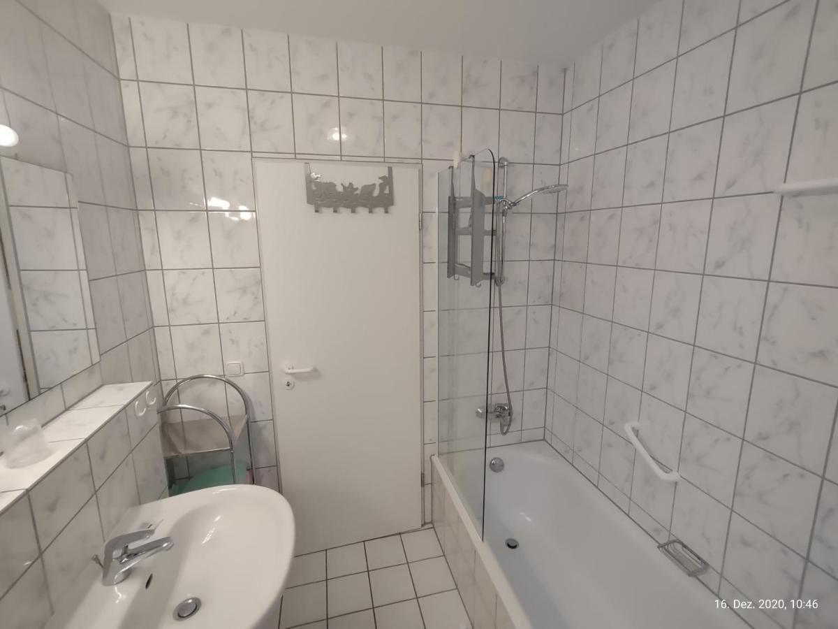 Ferienwohnung Am Hofgarten Langenfeld  المظهر الخارجي الصورة